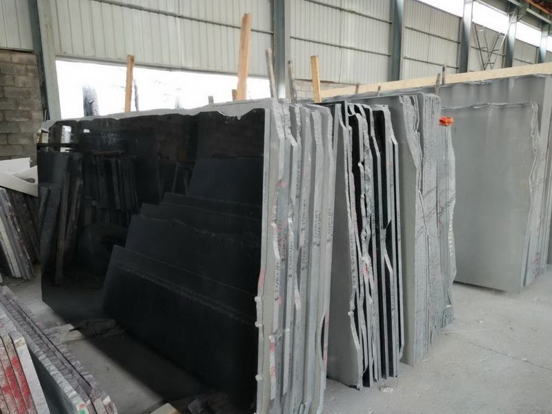 Absolute black (1)