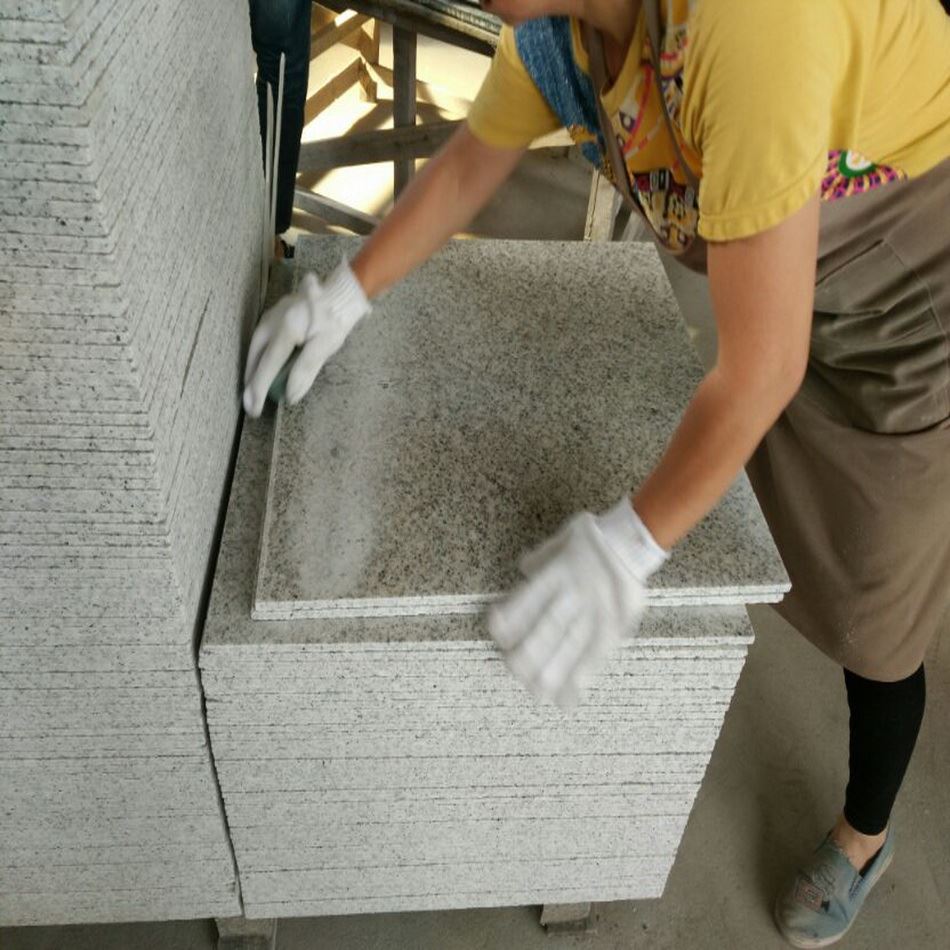 white granite tiles