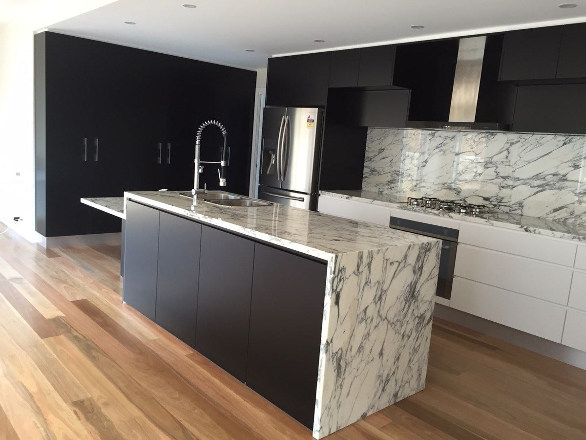 kitchen top.JPG