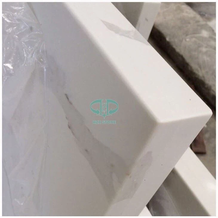Calacatta Quartz Stone Island Top