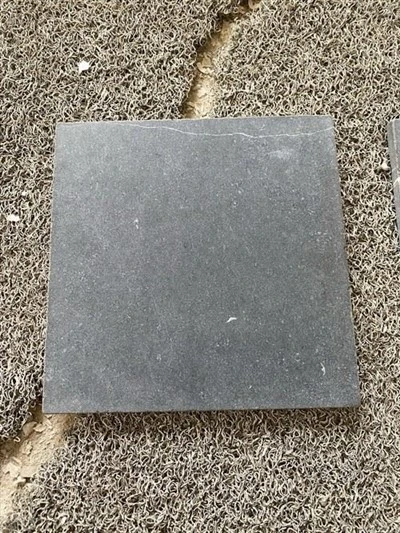 Fekete Marquina zuhant csempe